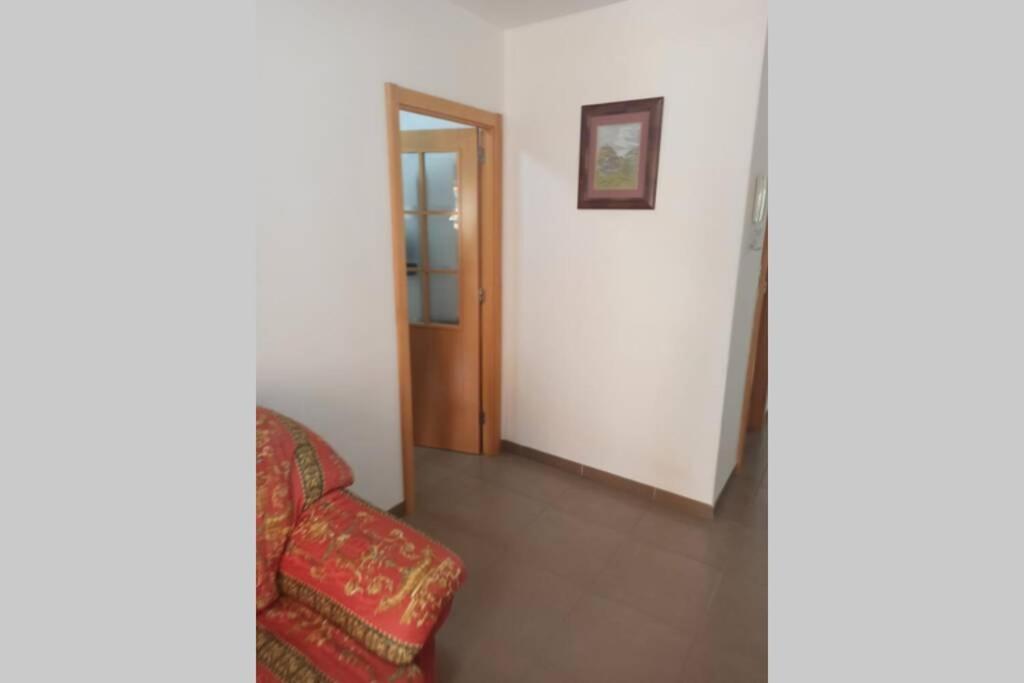 أذيخي Spacious Apartment Just Few Steps Of The Ocean In La Caleta المظهر الخارجي الصورة